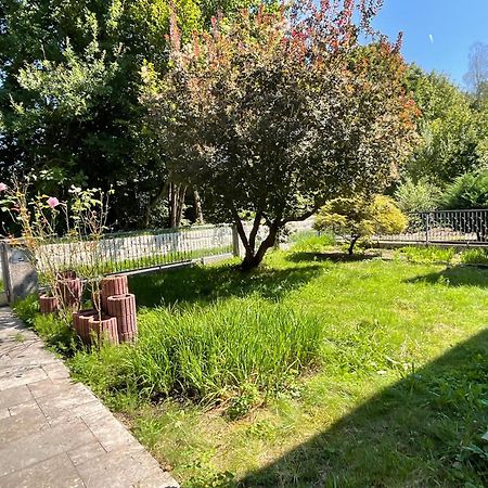Messe-Apartment, 4 Schlafzimmer, 80 Qm, Garten - 6 Km Zur Messe, Verkehrsguenstig, Ruhig, Parkplaetze Нюрнберг Екстериор снимка