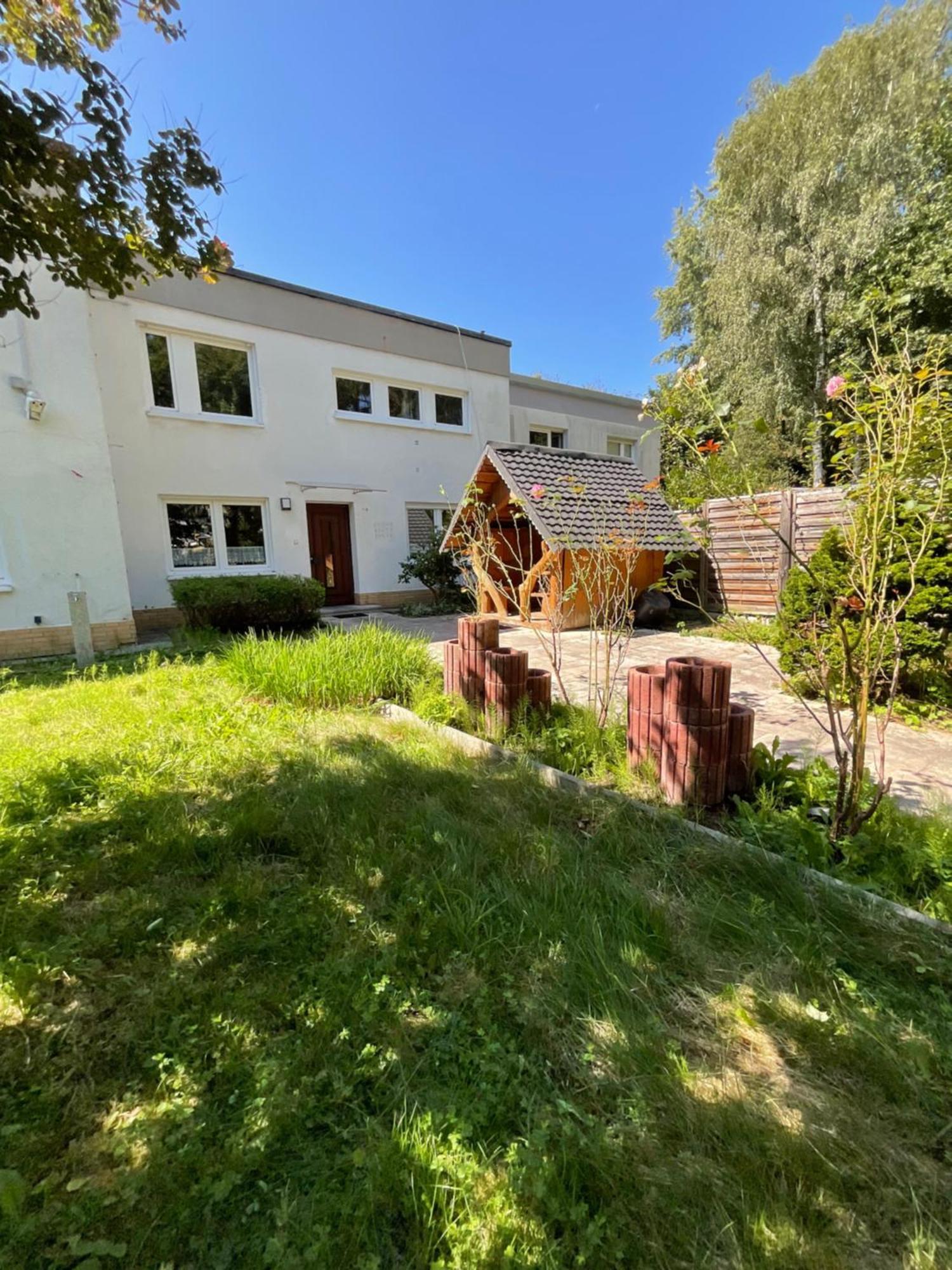 Messe-Apartment, 4 Schlafzimmer, 80 Qm, Garten - 6 Km Zur Messe, Verkehrsguenstig, Ruhig, Parkplaetze Нюрнберг Екстериор снимка