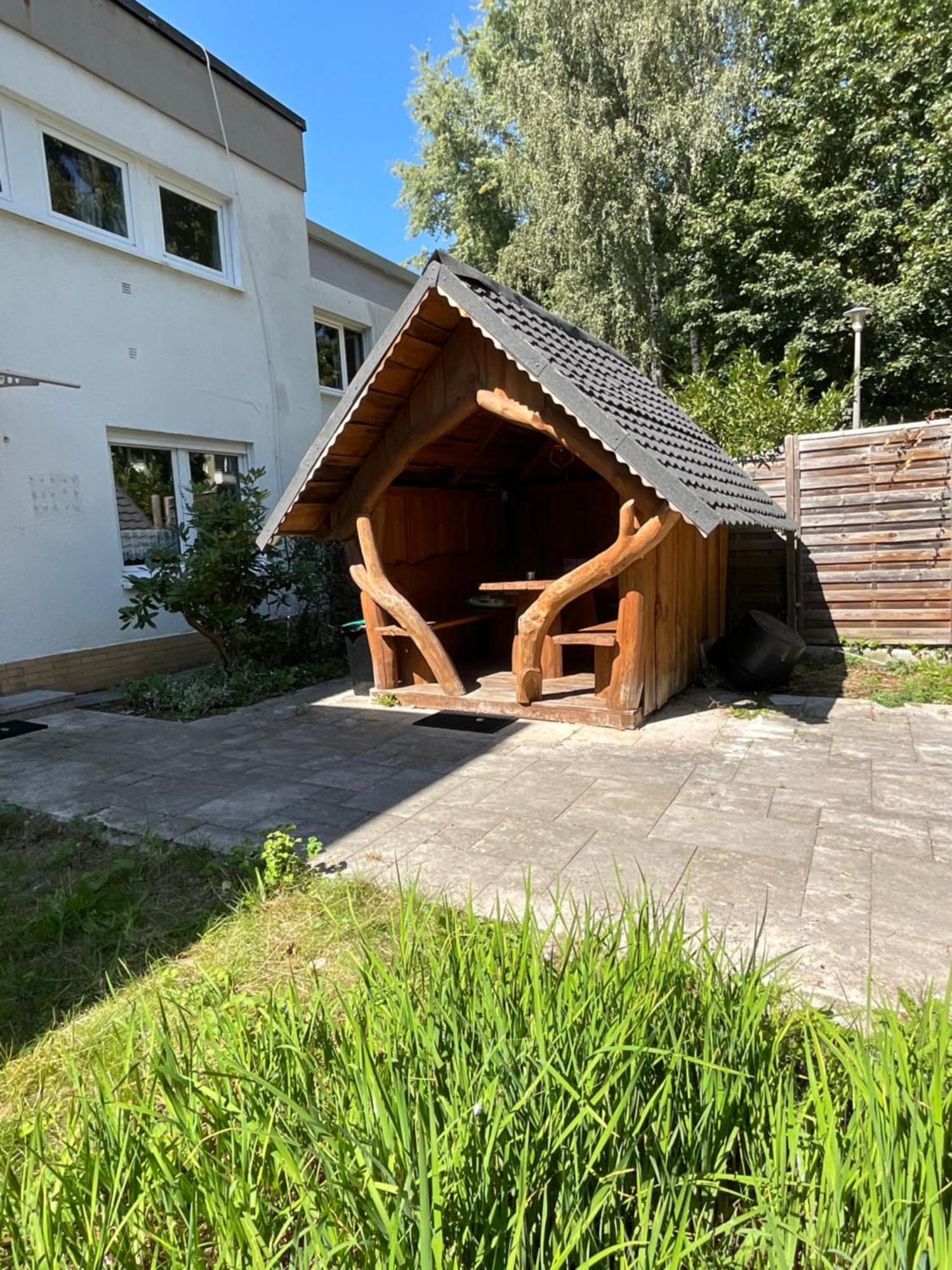 Messe-Apartment, 4 Schlafzimmer, 80 Qm, Garten - 6 Km Zur Messe, Verkehrsguenstig, Ruhig, Parkplaetze Нюрнберг Екстериор снимка